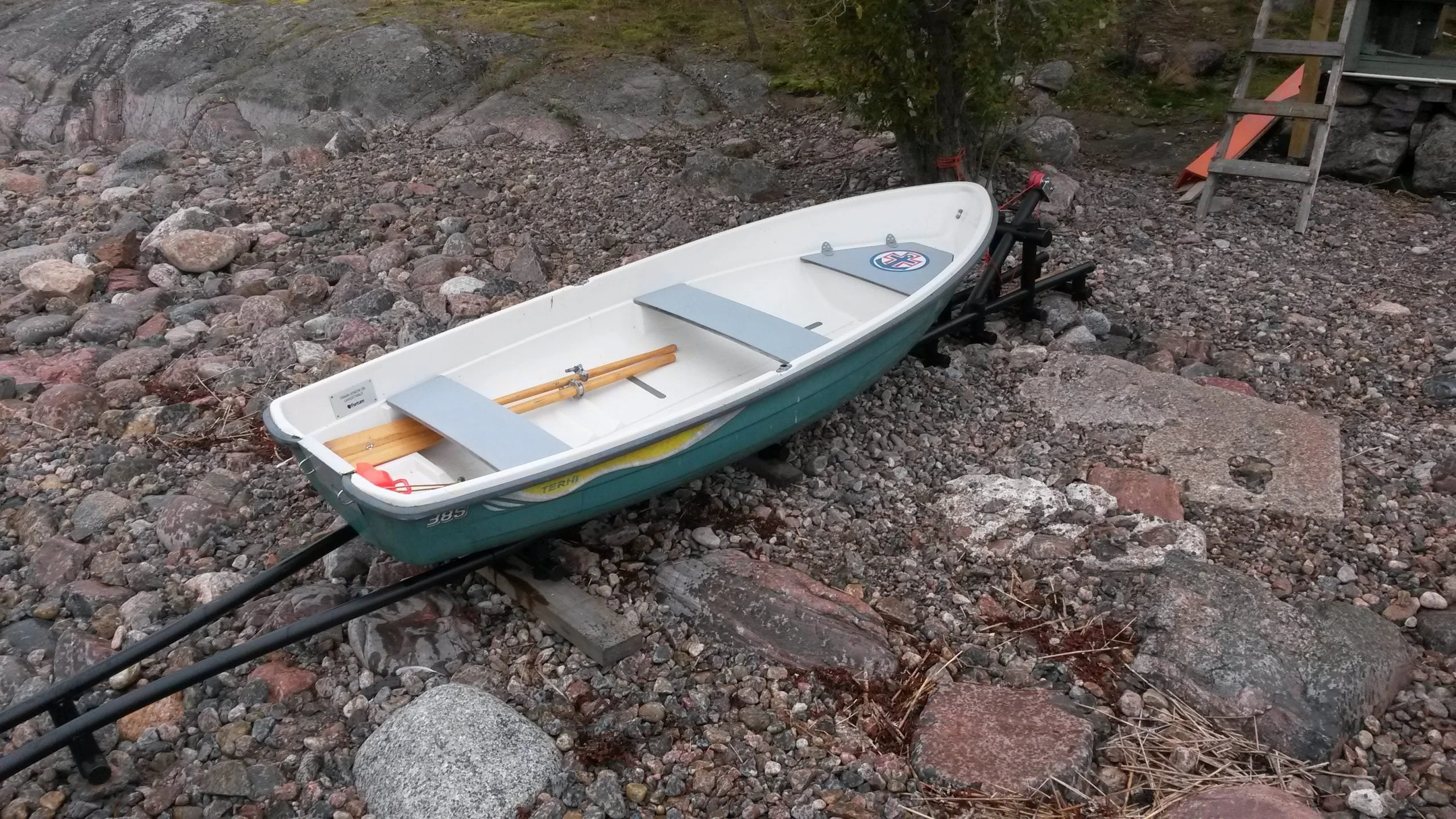 Roddbåtsdocka med vinsch - Bild 10